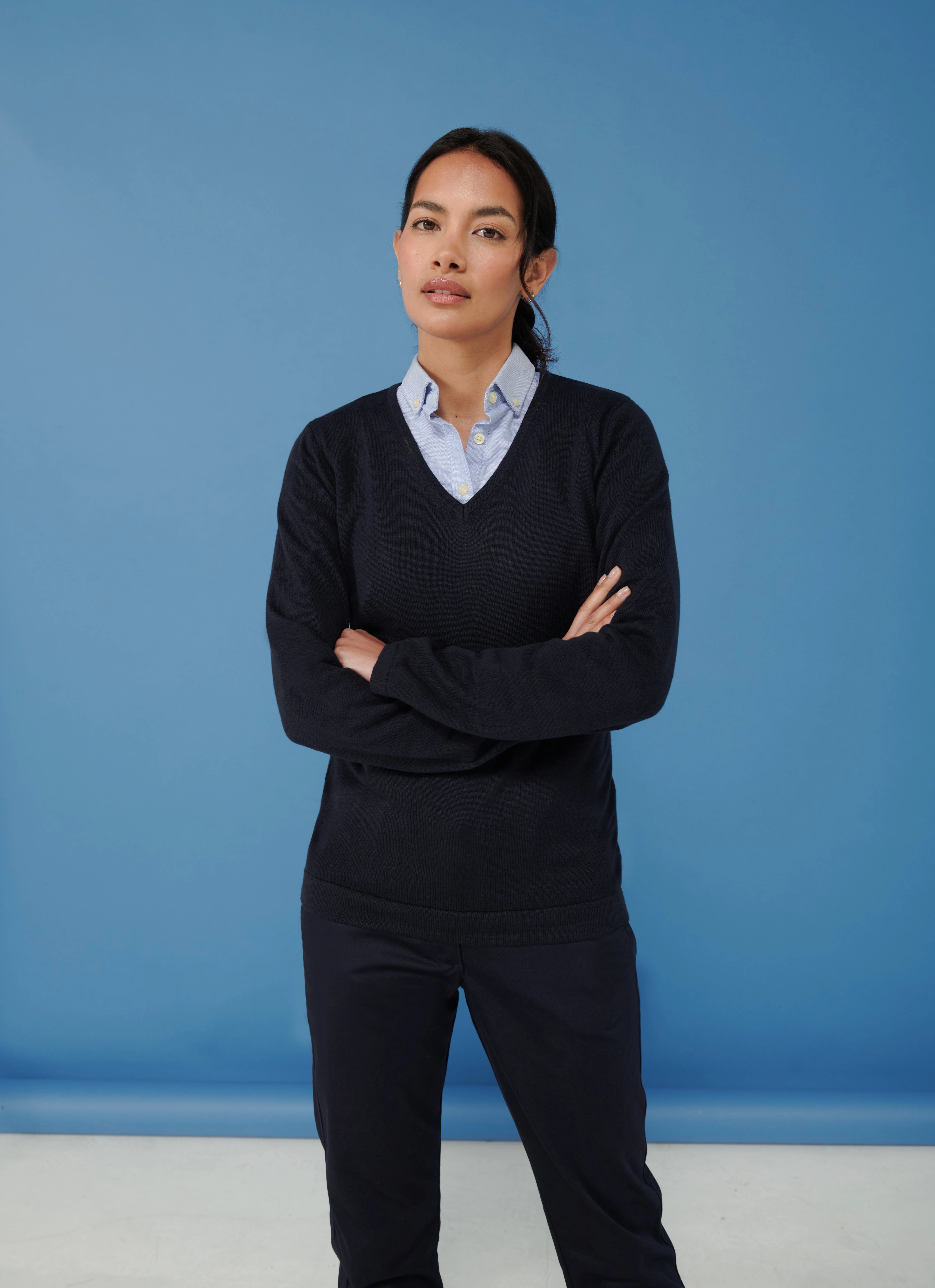 Women's 12 gauge v-neck jumper