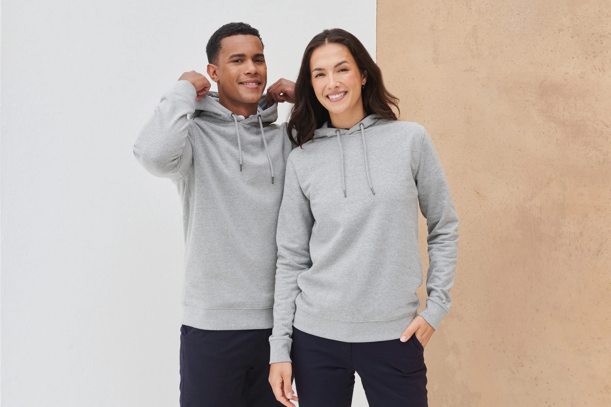 Henbury Ecologische unisex sweater met capuchon