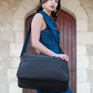 Shugon Onyx Weekender Travel Bag