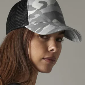 Beechfield® Camo Snapback Trucker