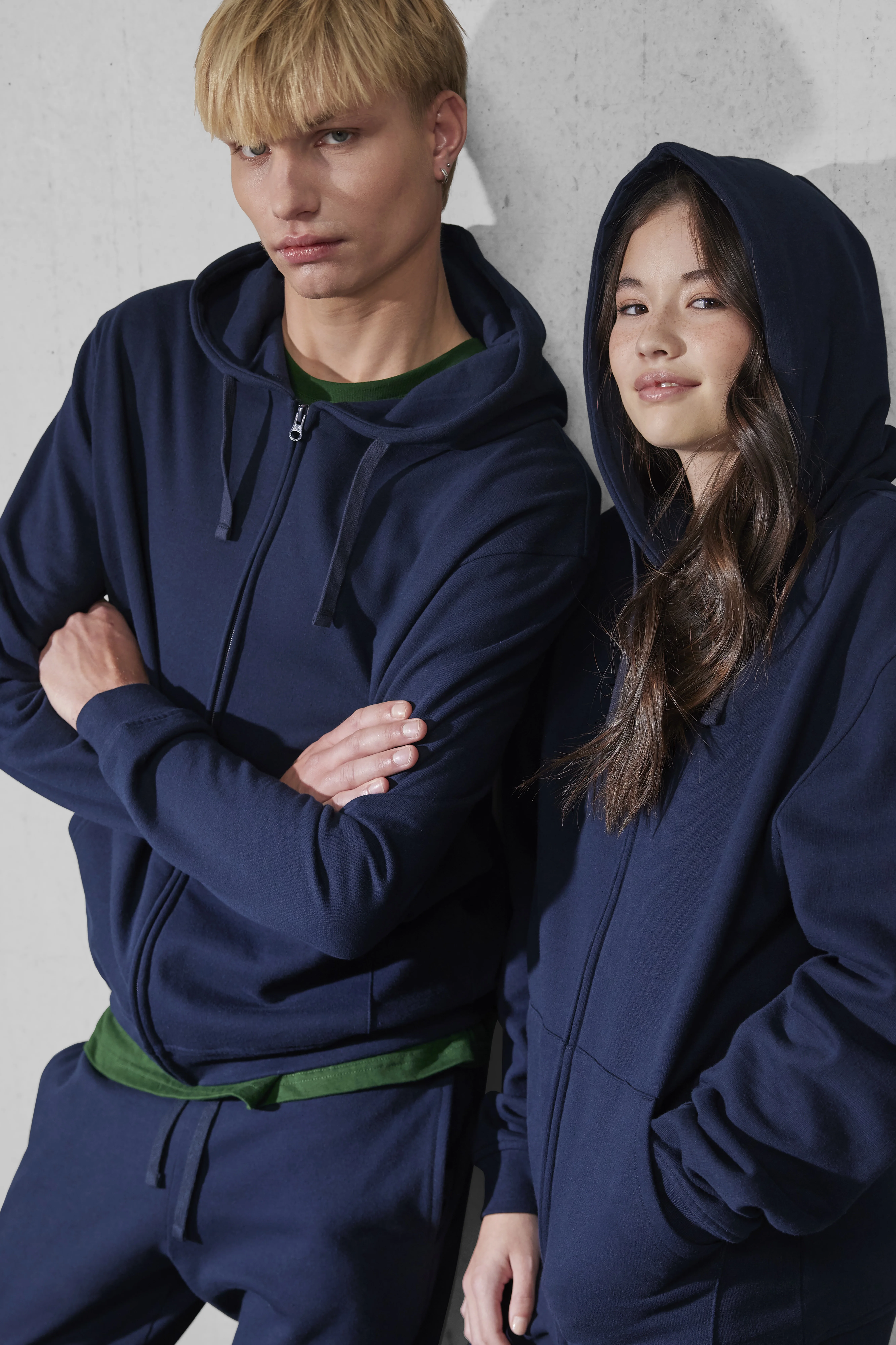 B&C ID.334 zip hoodie
