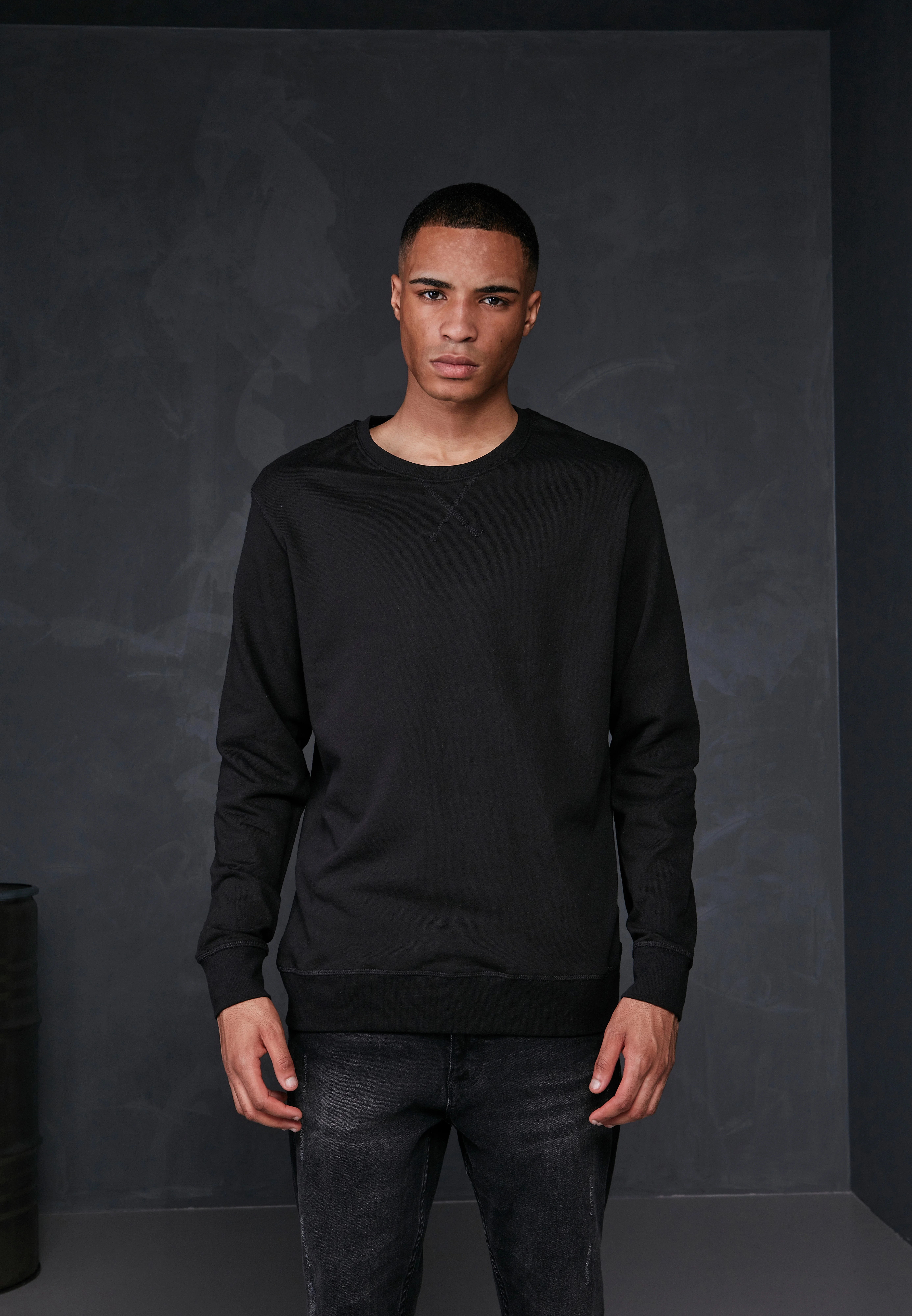 Basic crew neck