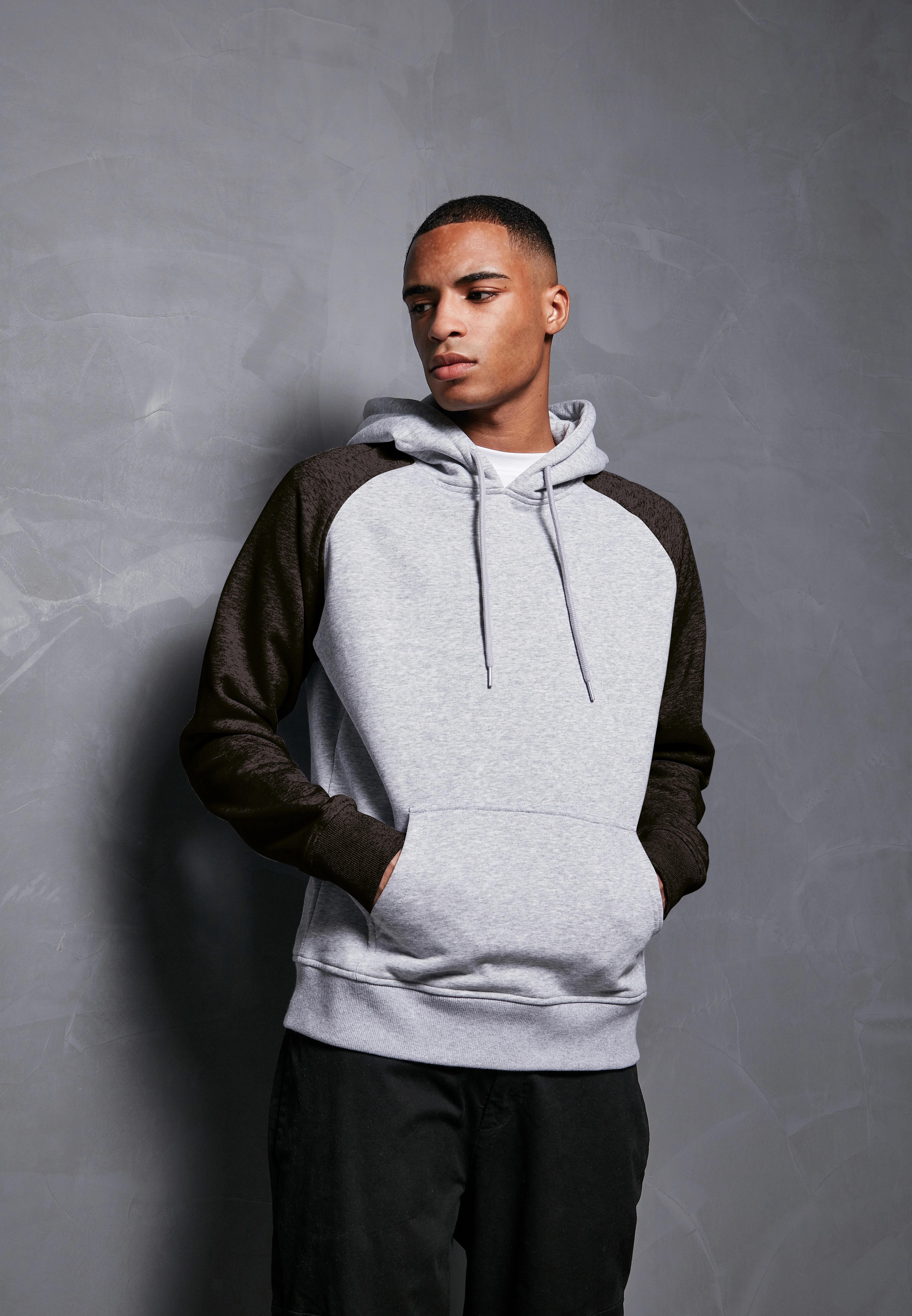 Basic raglan hoodie