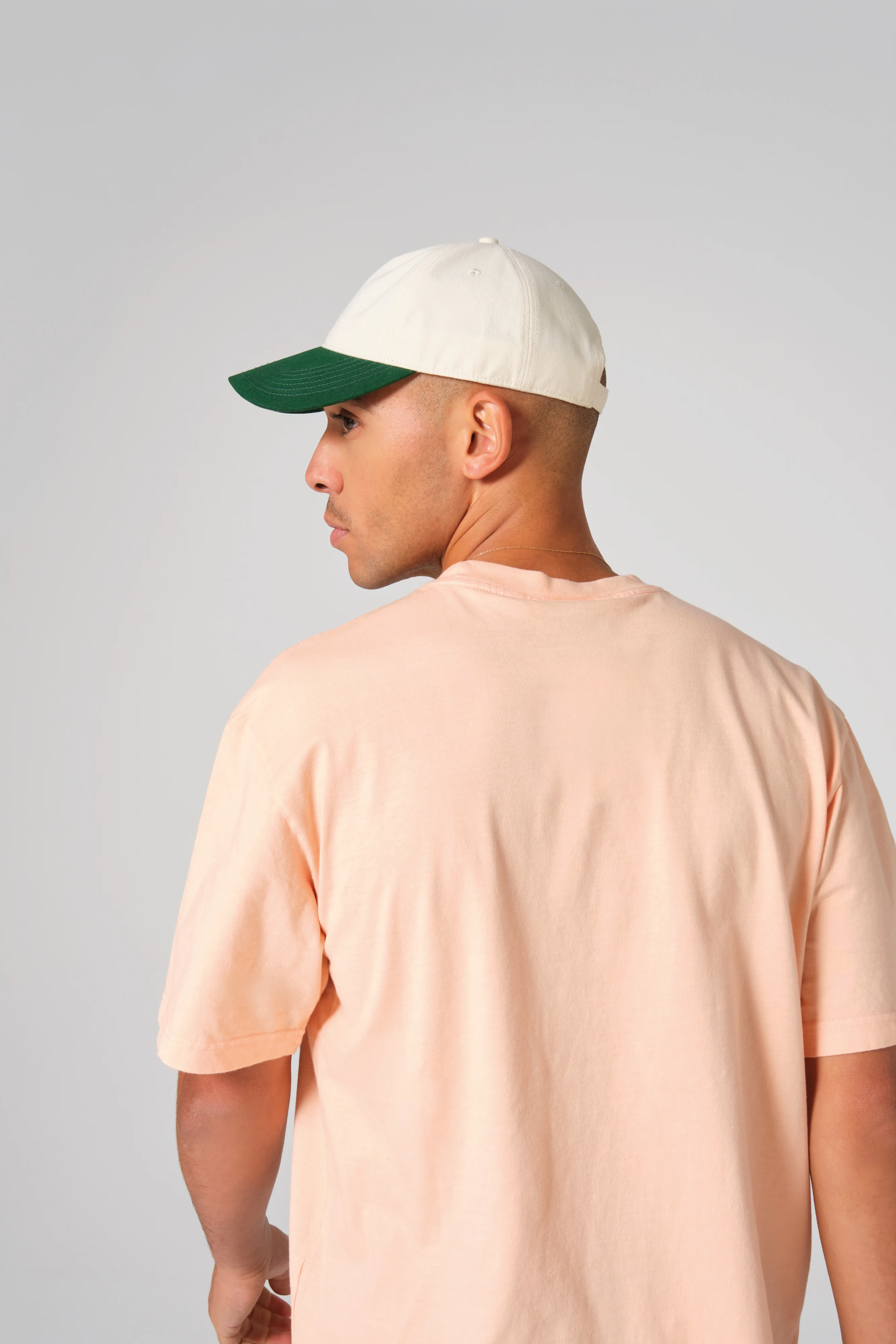 Contrast peak leisure cap