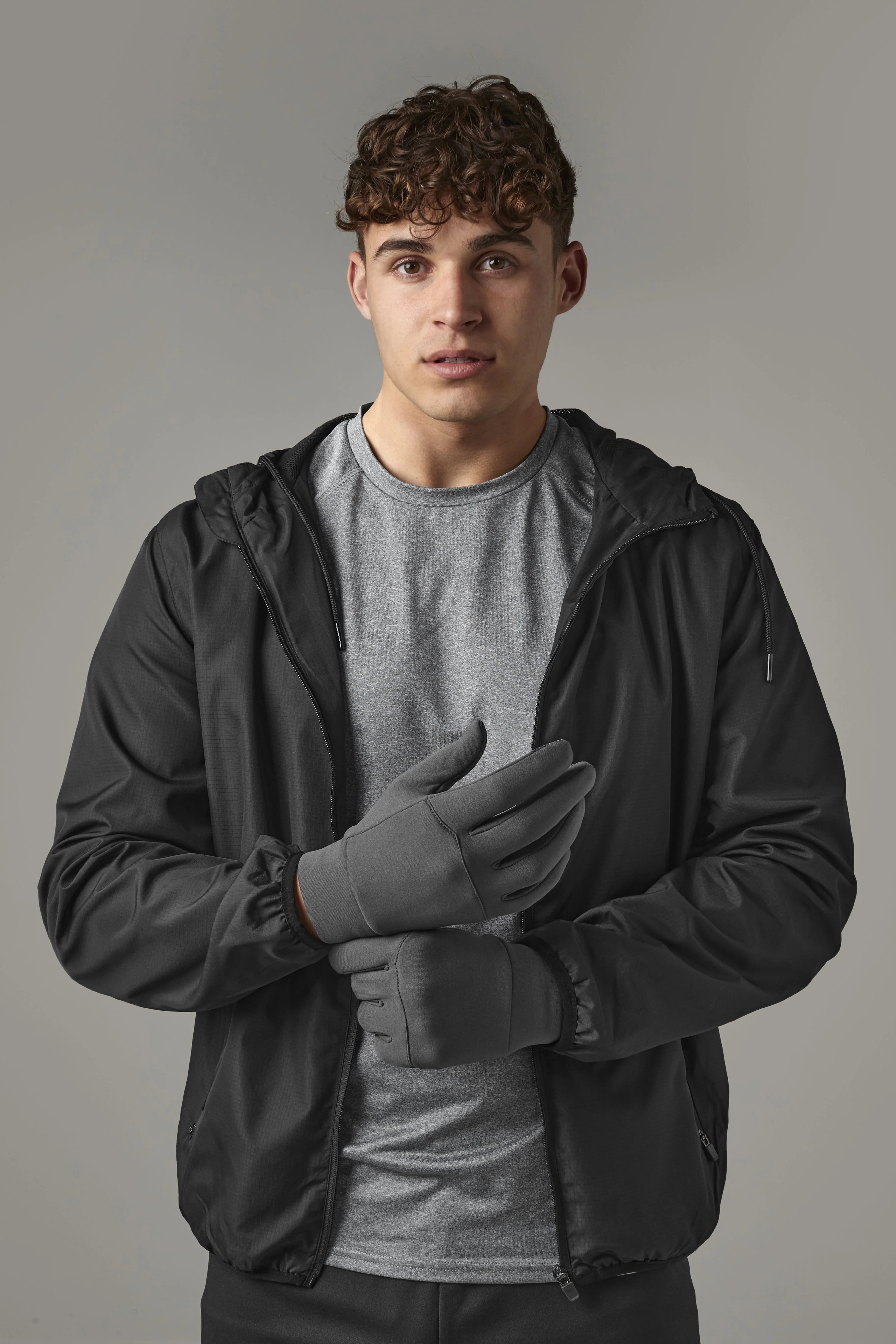 Softshell sports tech gloves