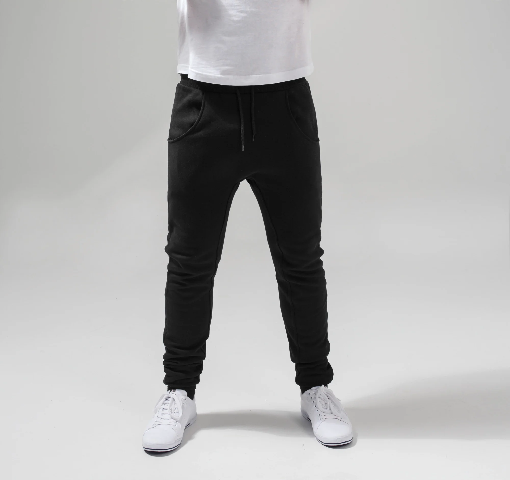 Heavy deep-crotch sweatpants