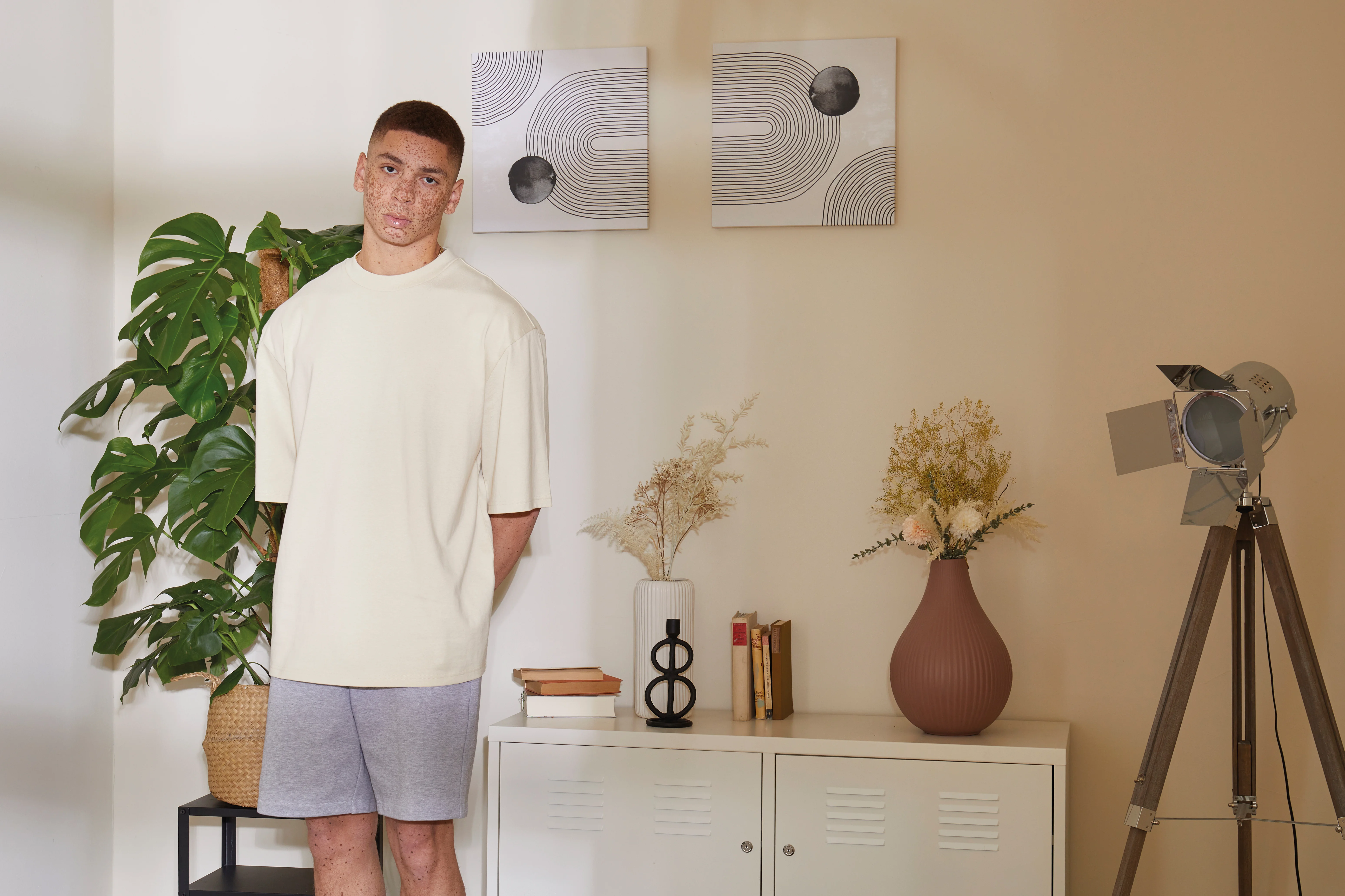 Oversized sleeve tee