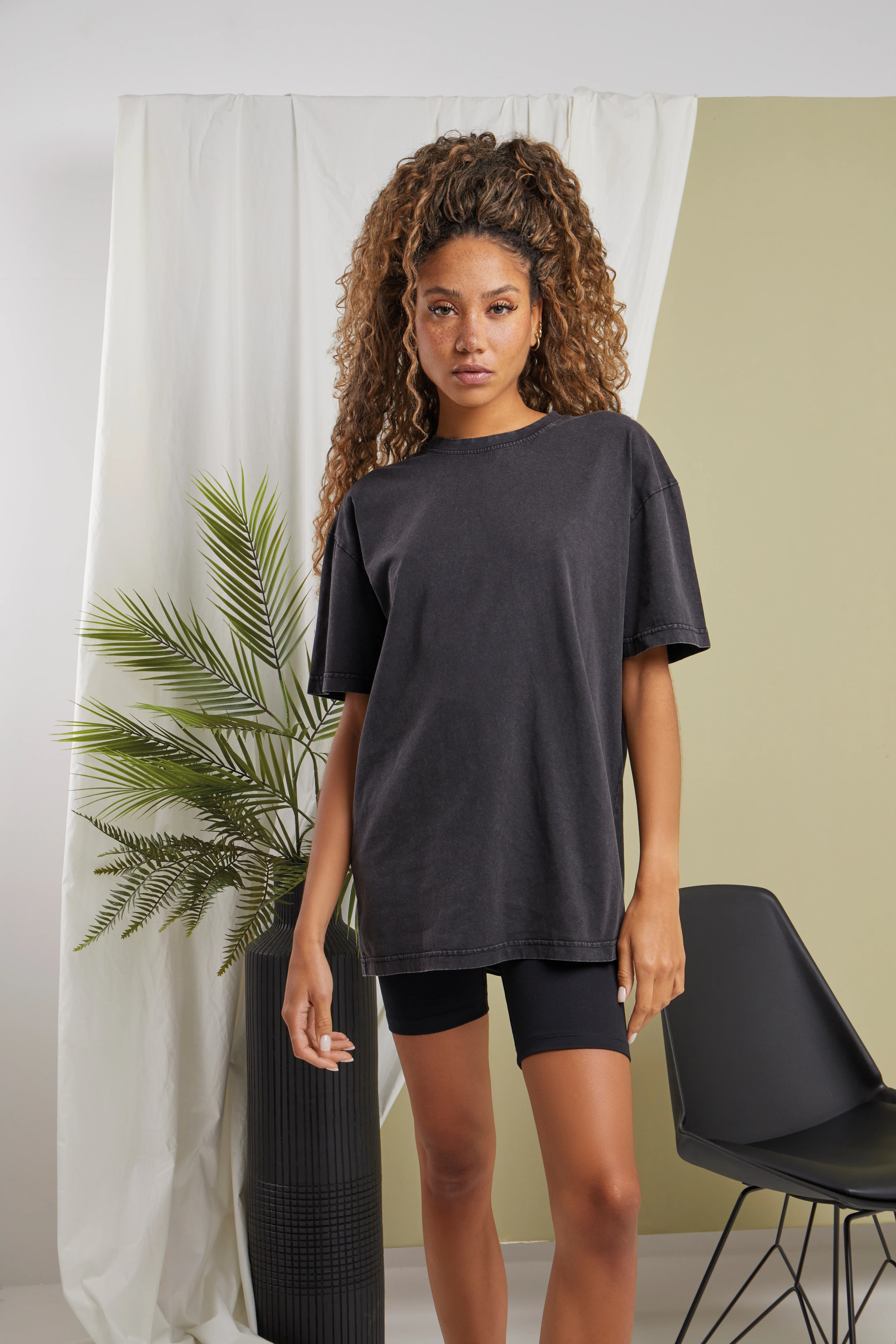Women’s oversized acid wash tee