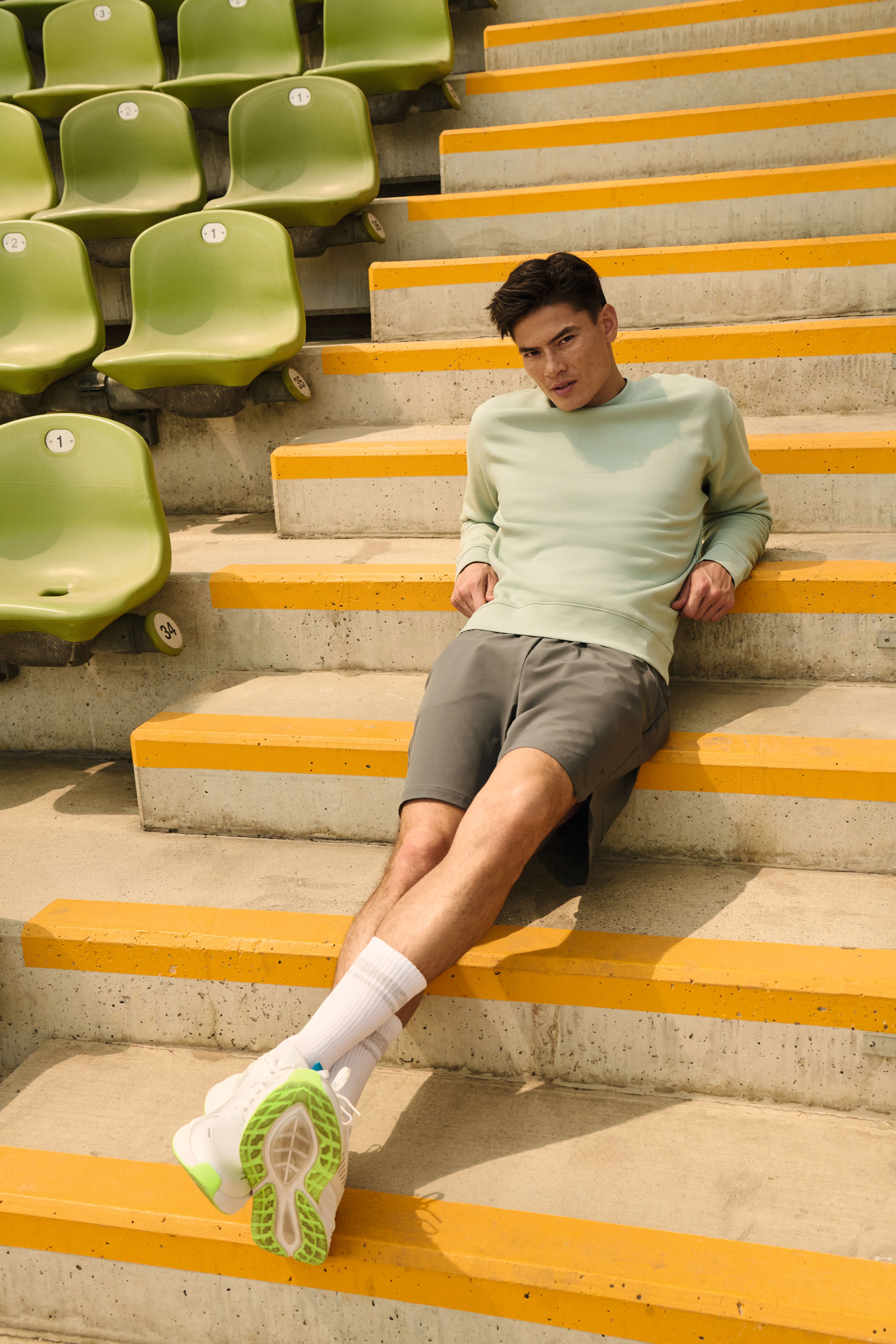 Set-in sleeve sweatshirt