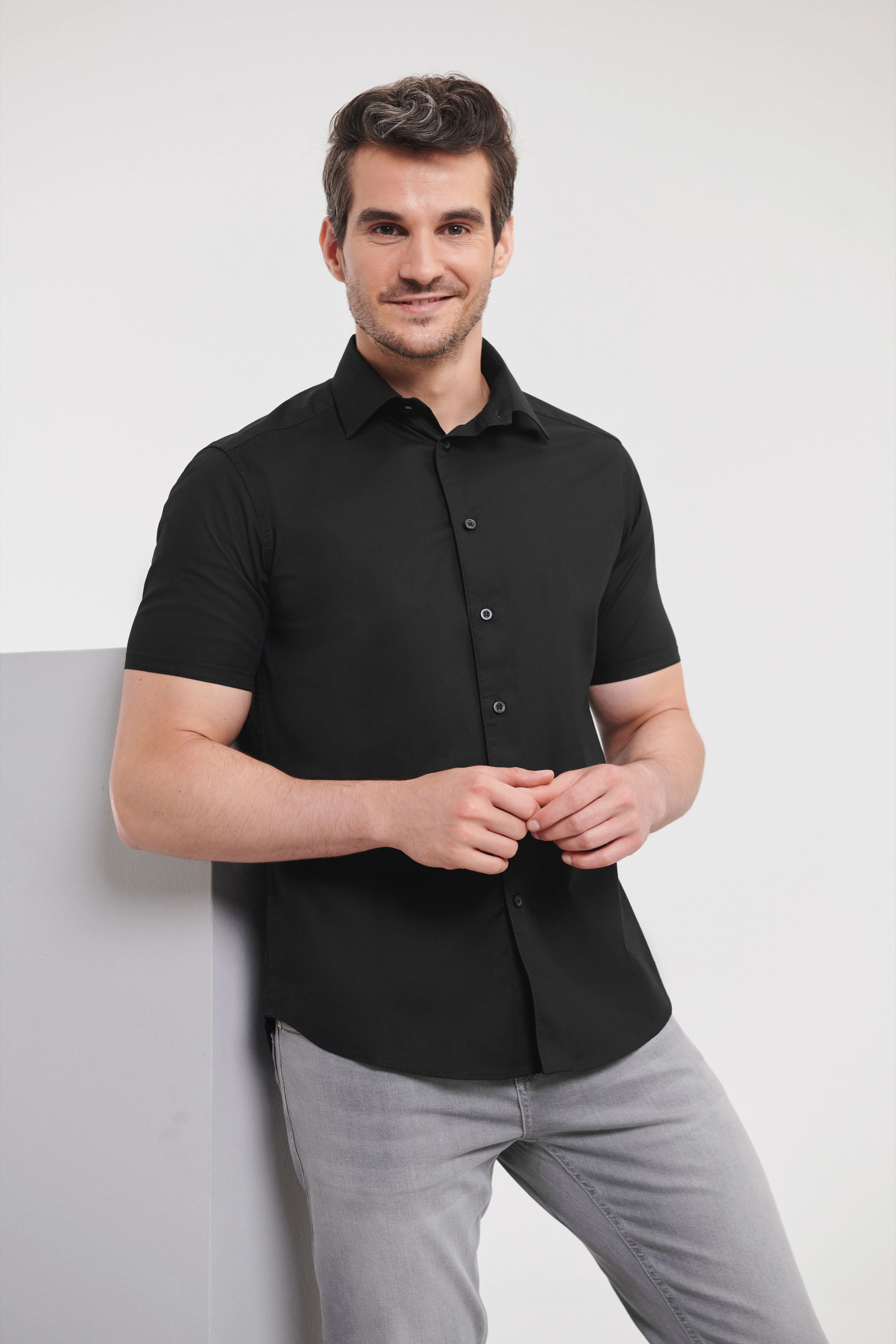 Short sleeve easycare fitted shirt