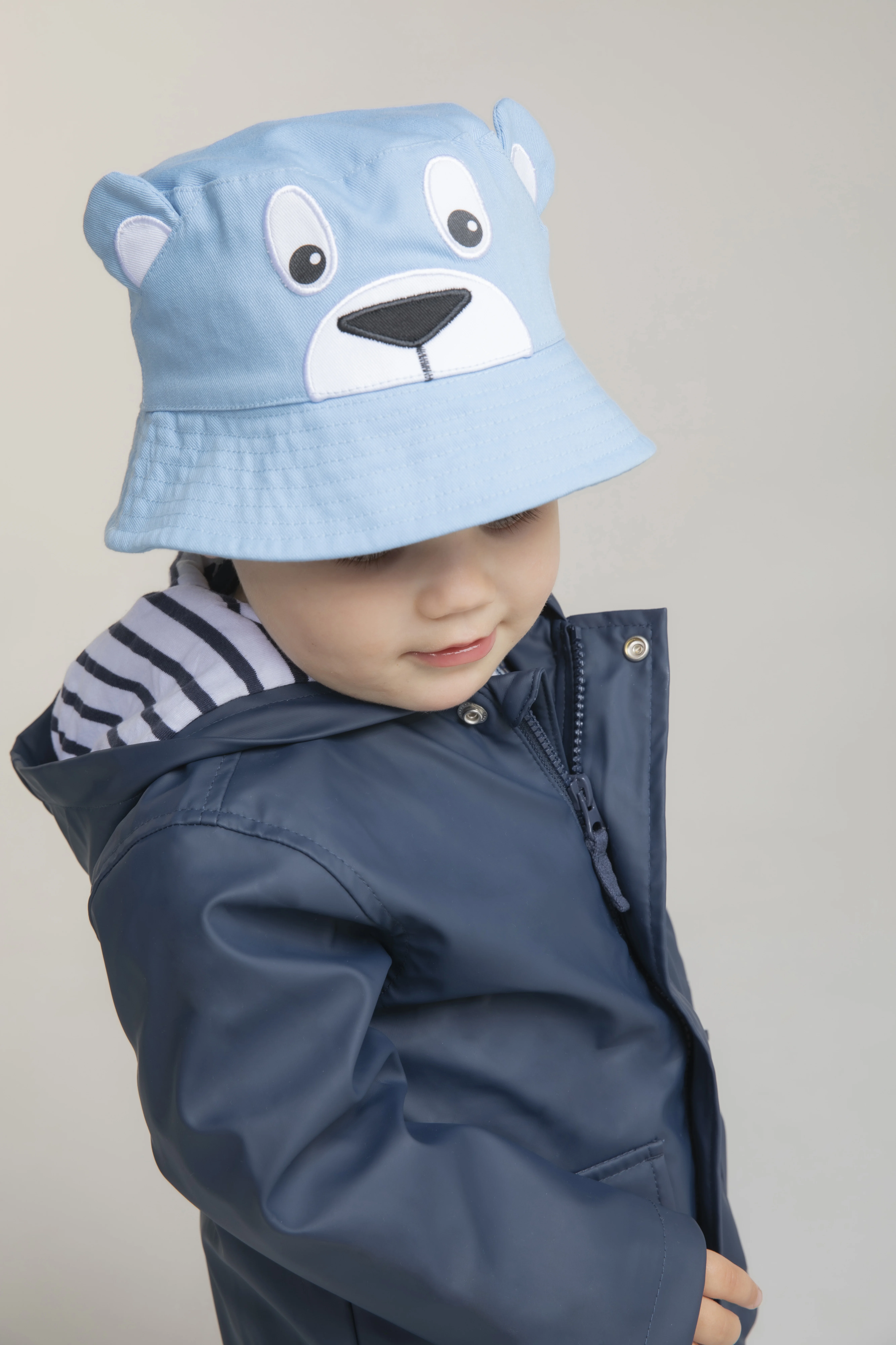 Character bucket hat