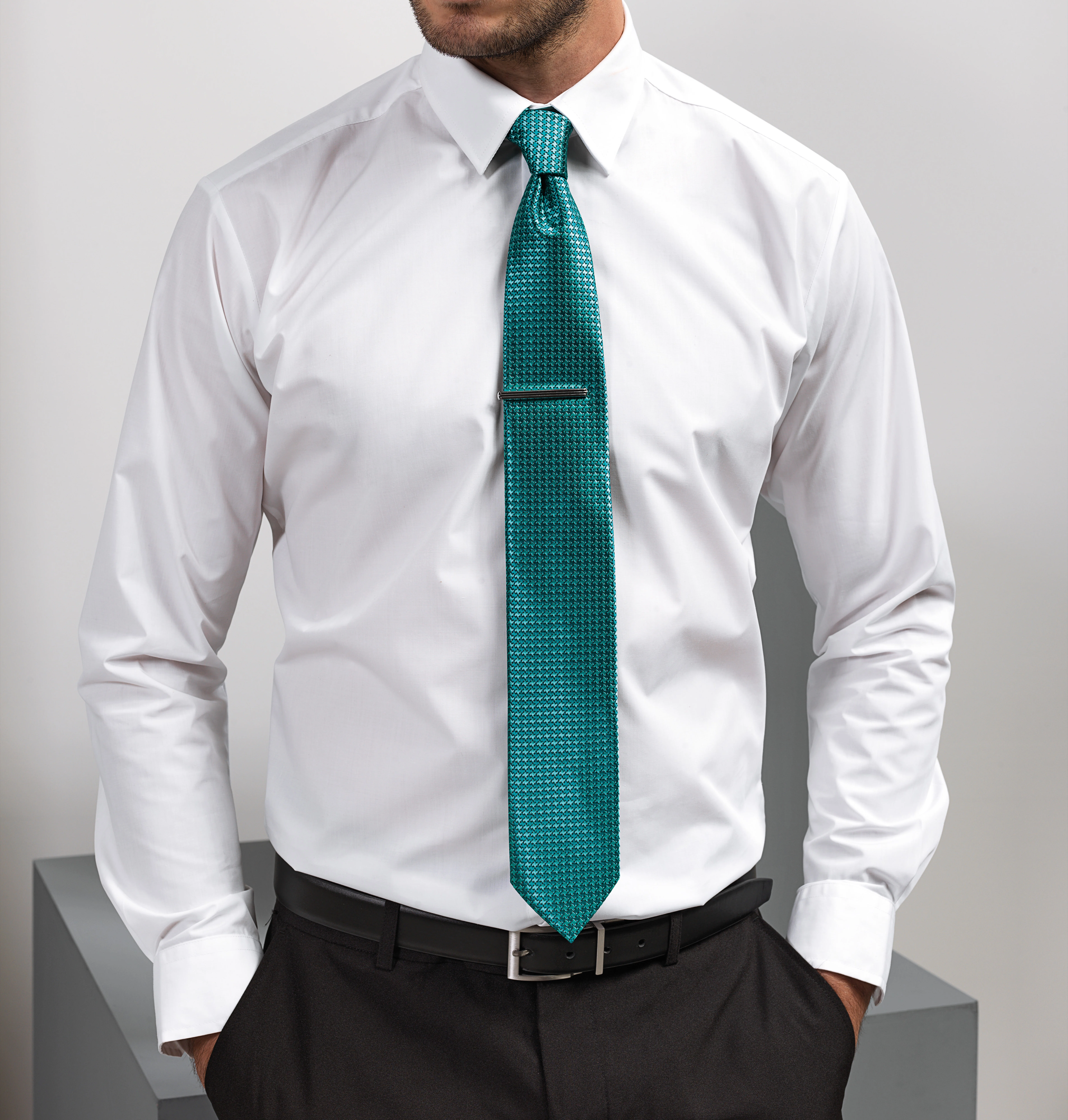 Puppy tooth tie