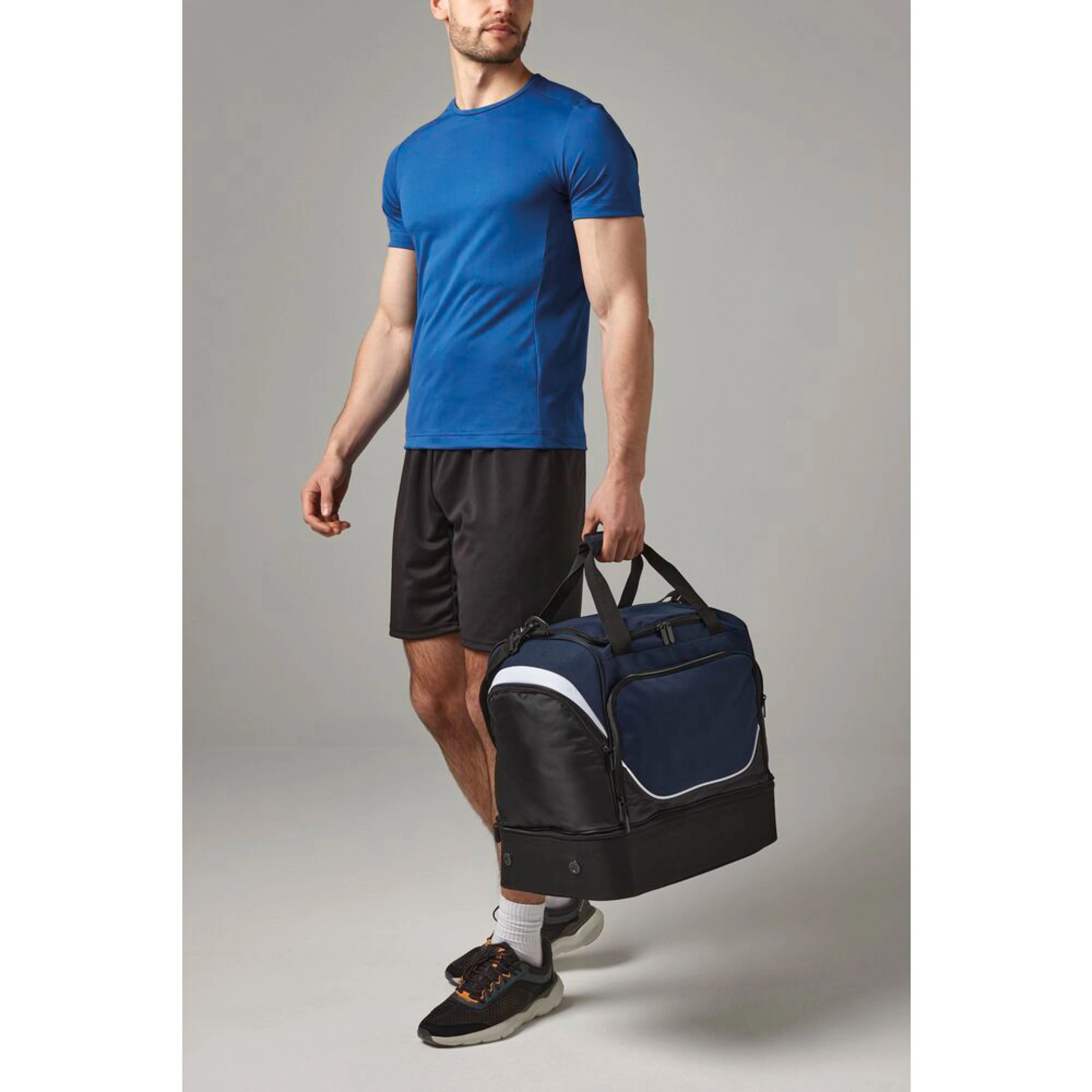 Pro team hardbase holdall