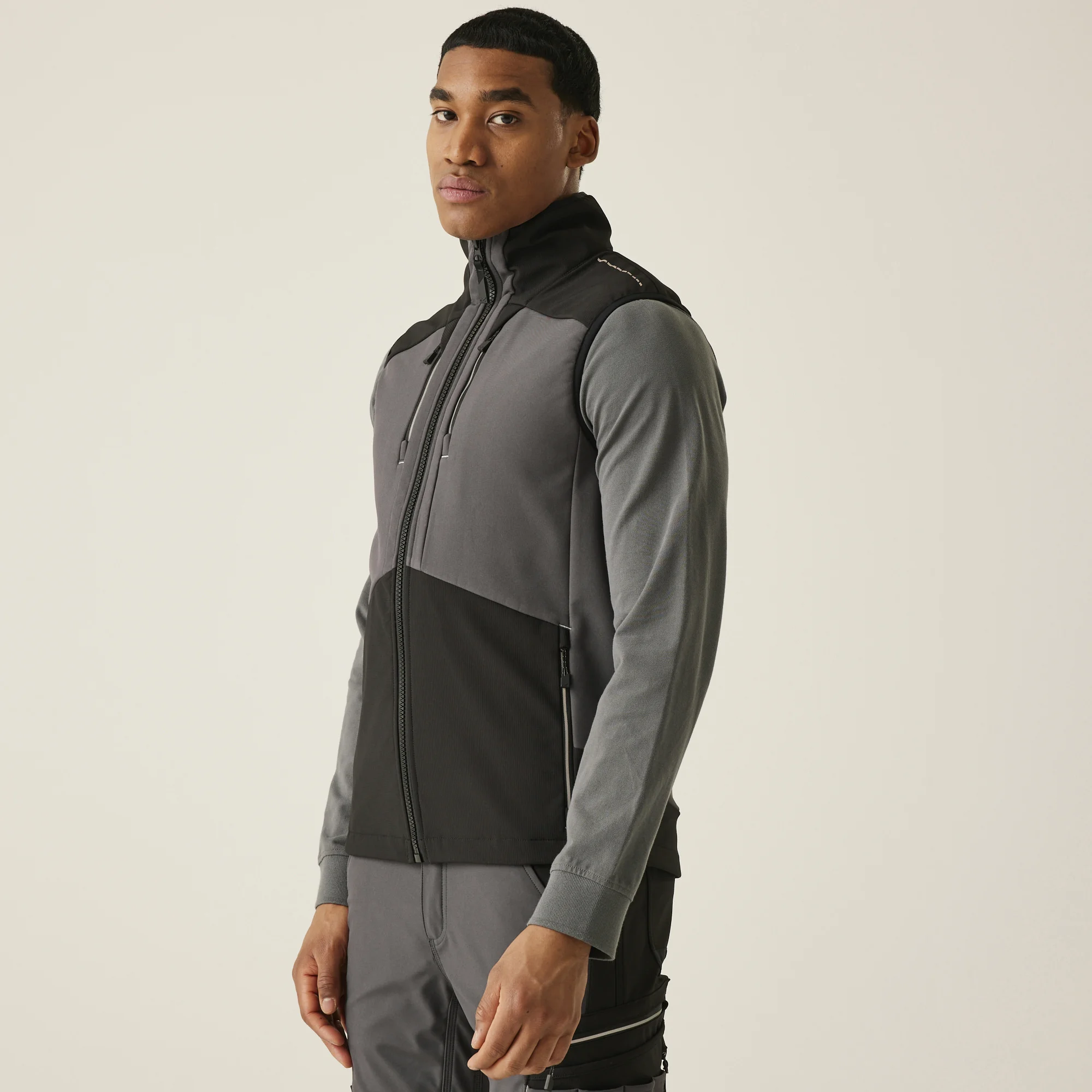 4-Tex stretch 3-layer softshell bodywarmer